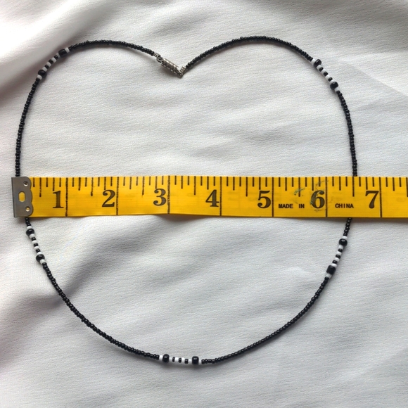(2/$25) Beaded choker collar necklace black and white - Picture 4 of 4